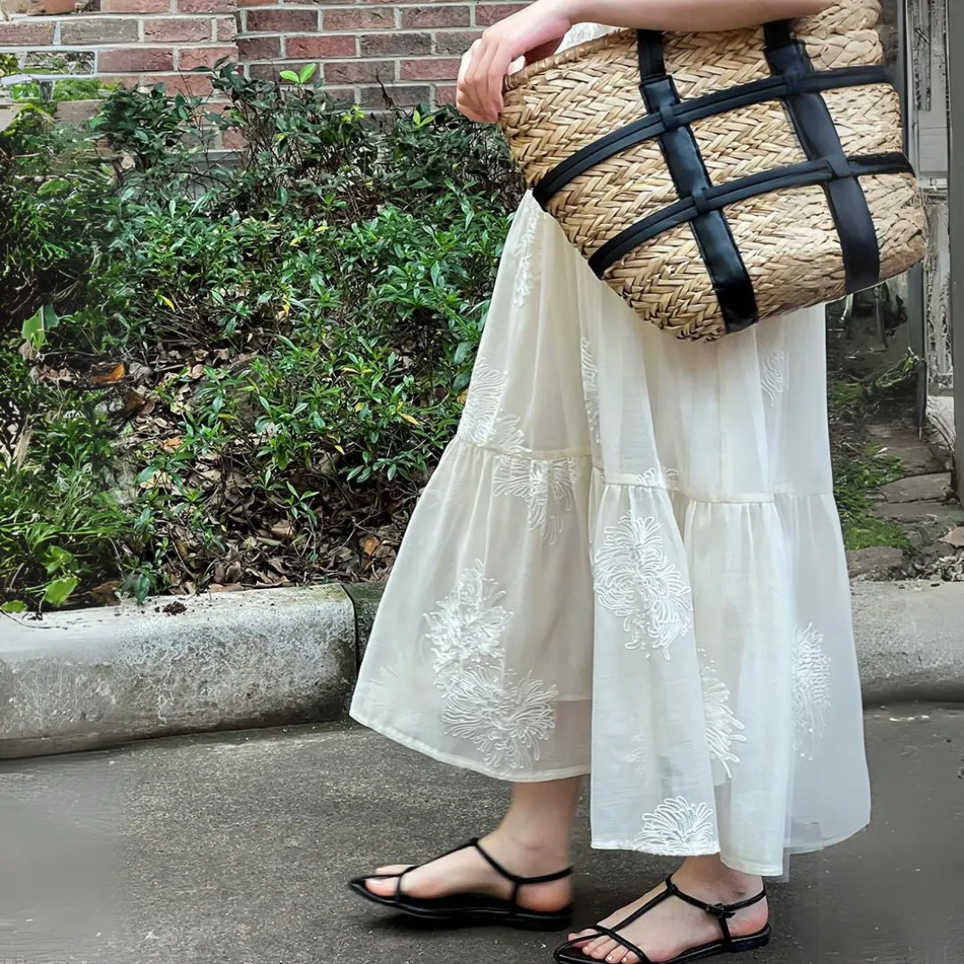 新中式刺绣提花挂脖吊带连衣裙 New Chinese Style Embroidered Jacquard Halter Dress
