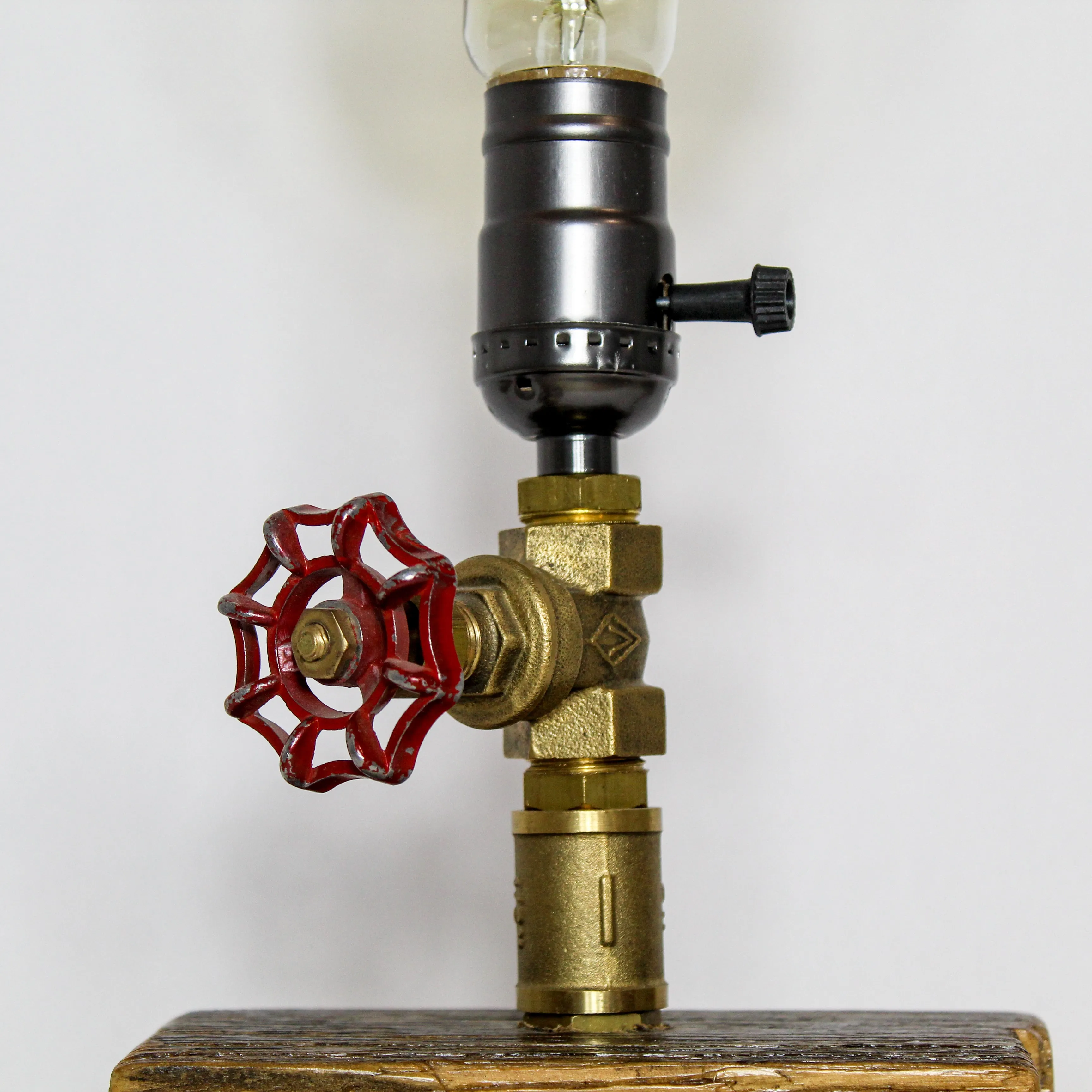 Industrial steampunk desk table lamp
