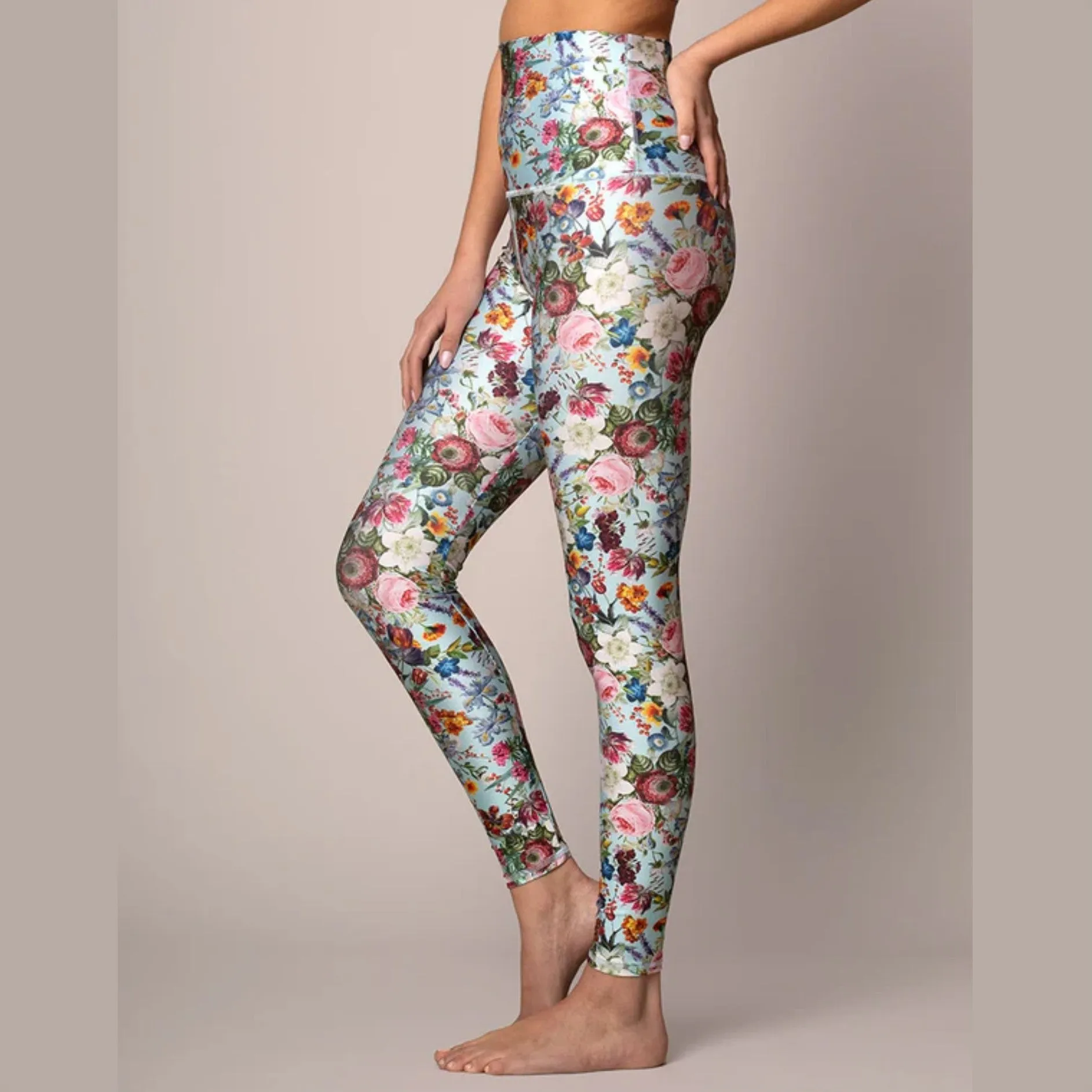 Zoe Blue Floral Leggings